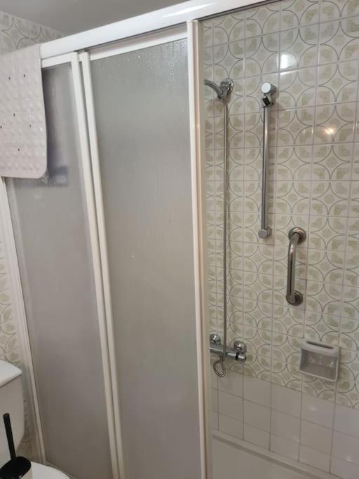 Perforaciones Y Rozas Fernandez Suarez Sl Apartamento León Exterior foto